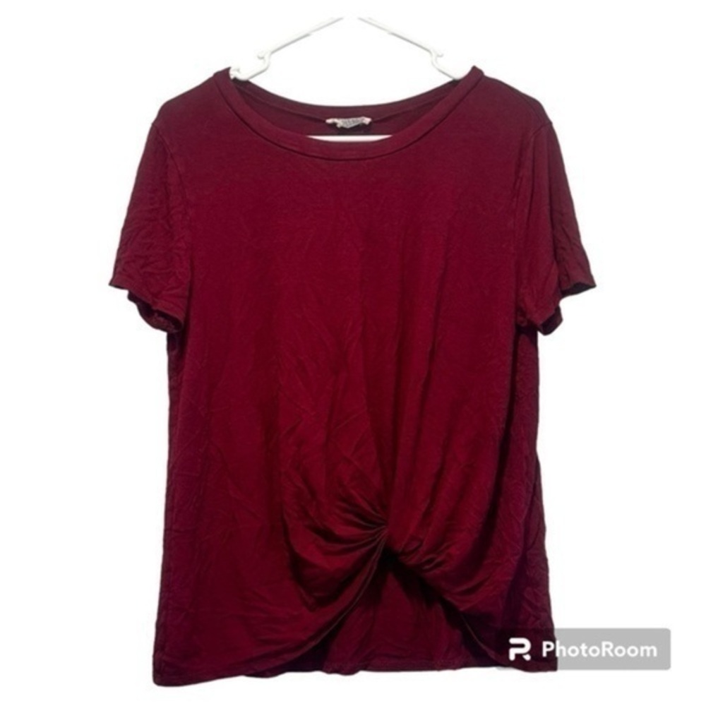 🌷 Smoke & Mirrors - Simple Maroon Front Twist Short Sleeve Tee Shirt